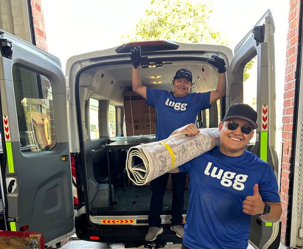 How much to tip movers in 2026: Full guide & tips