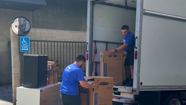 Box truck driver jobs in 2026: full-time, on-demand, or both