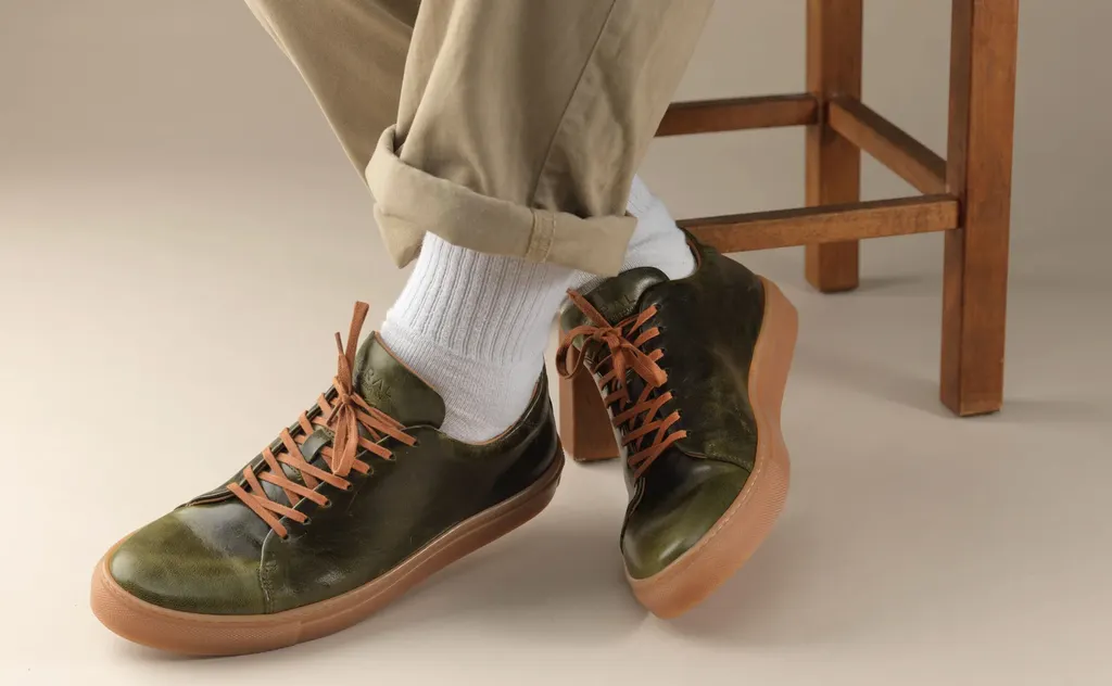 Grown-Up Sneaker Time with the Brilliant Goral Mellor II