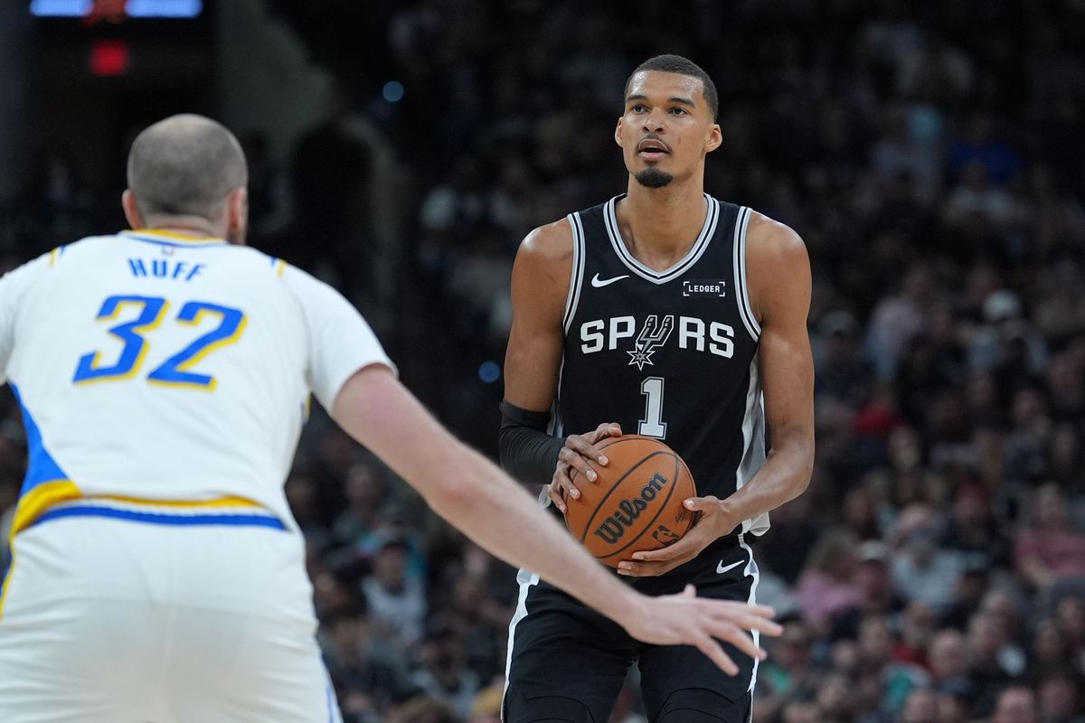 Spurs handle Pacers, 134-119, despite missing key pieces
