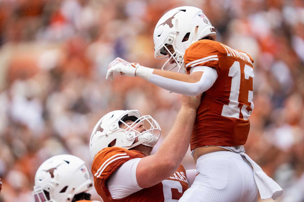 No. 7 Texas Rebounds With 38-7 Blowout Of San Jose State