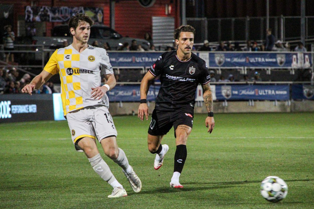 Strong Defense Leads SAFC Past Pittsburgh