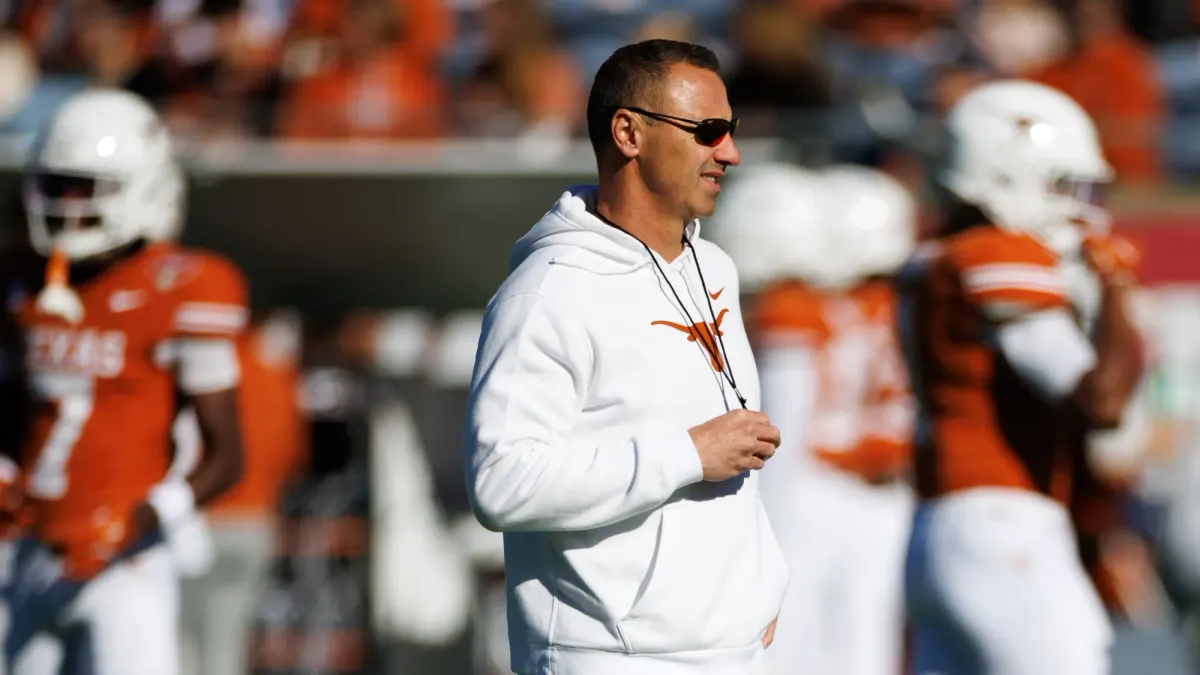Sarkisian wants more efficiency from Arch Manning, addresses Ty’Anthony Smith dismissal