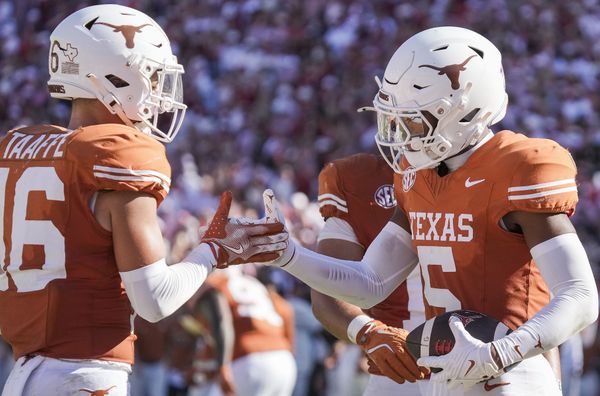 Takeaways: Texas Dominates No. 6 Oklahoma 23-6 Behind Stifling Defense