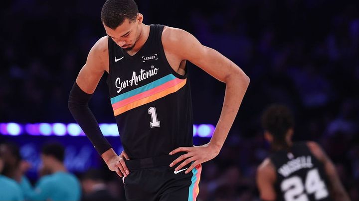Spurs Can’t Find Their Footing in 114-89 loss at Madison Square Garden