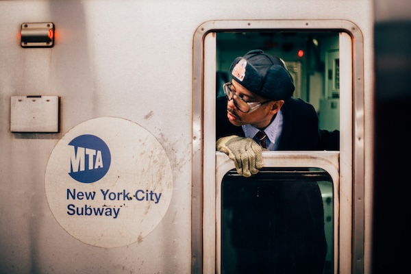 Oliver-cole-newyorksubway-sm
