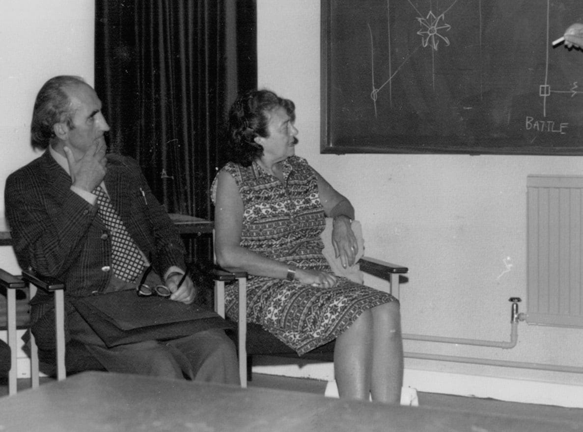Margo and Walter Williams at the Parascience Conference, London, 1977–78. Their investigations into alleged "drop-in communicators" attracted the attention of researchers, academics and members of the public interested in questions of consciousness and survival. Photograph from the Williams Archive. Photographer unknown. If you hold information concerning copyright ownership, please contact the editor.