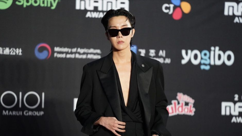 BTS J-Hope Shares Heartbreaking News of Grandmother’s Passing During BTS Tokyo Concert