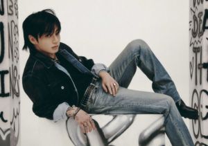 Jungkook Becomes First K-Pop Soloist in History to Surpass 10 Billion Spotify Streams