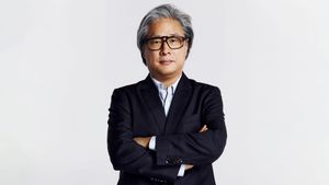 Park Chan Wook releases 157-minute No Other Choice extended edition with 19 minutes added on VOD