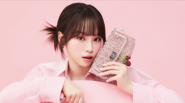 LE SSERAFIM Leader Kim Chaewon Takes Break from Schedules to Recover from Neck Pain