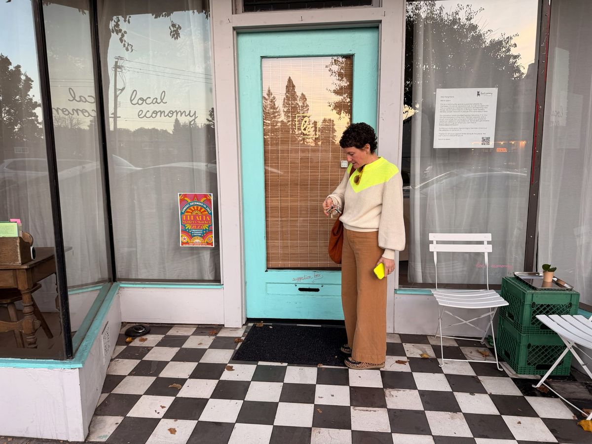 Community newsletter: Look at what the light did now