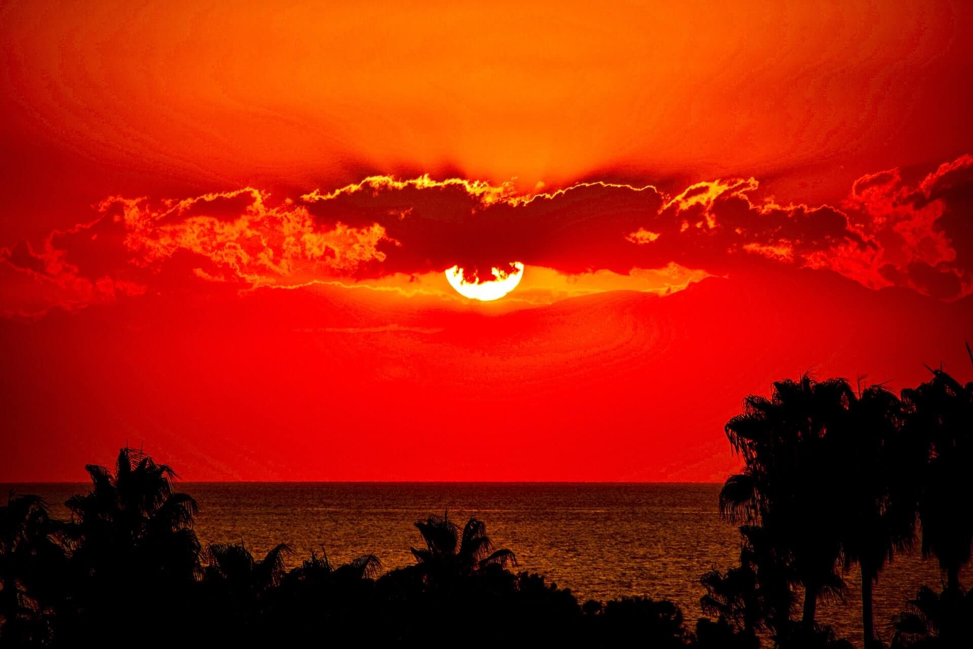 Redeye: Cloud Regression Tests for HyperFeed ®