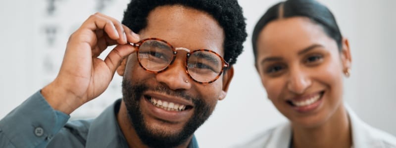 Tips for Choosing Affordable Eyeglasses: Finding Quality Eyewear on a Budget