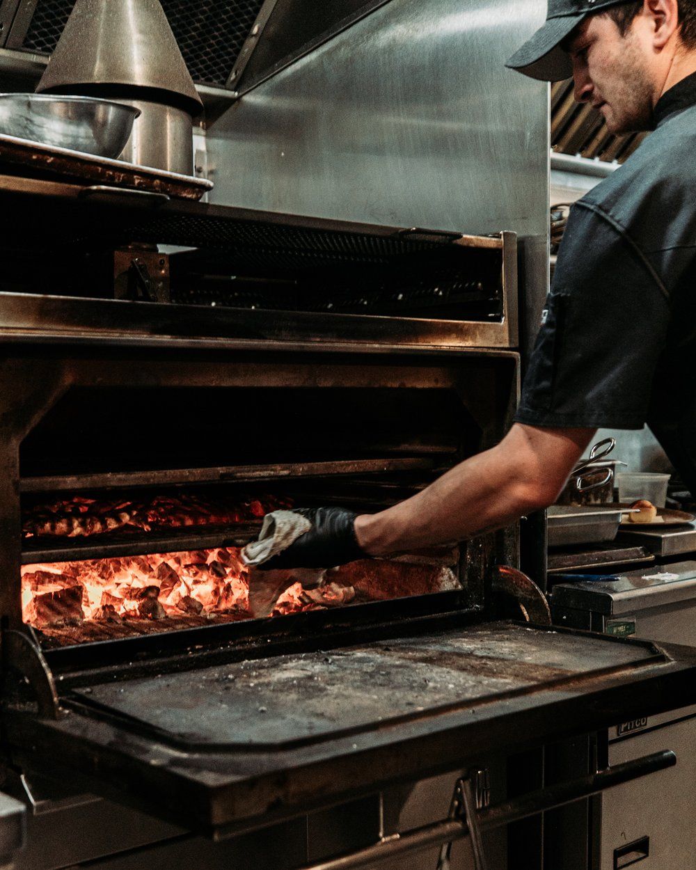 MTLàTABLE is lighting a torch for a city's emblematic scene