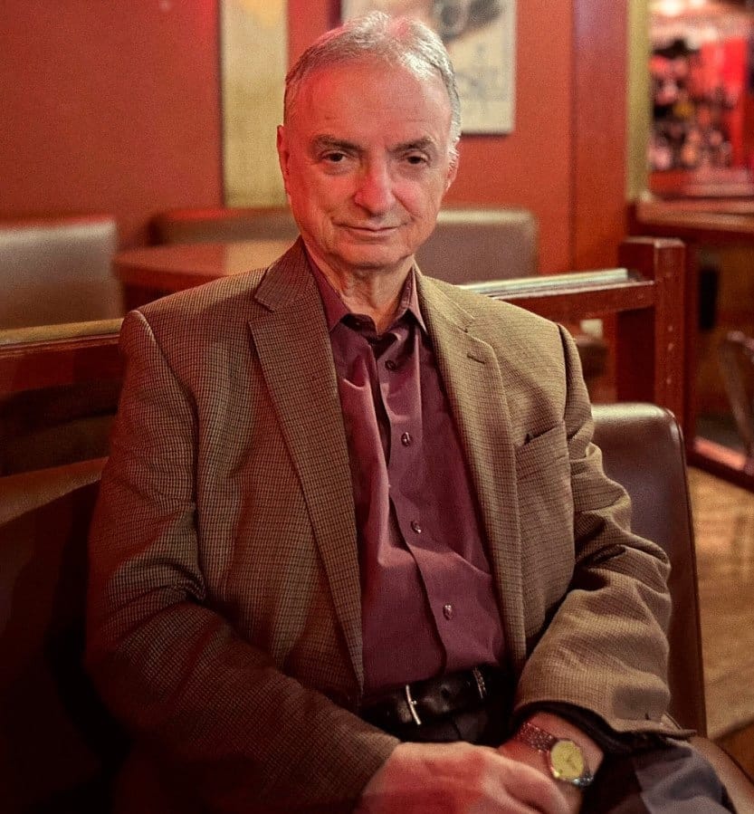 The Julius Caesar of Café Cléopâtre