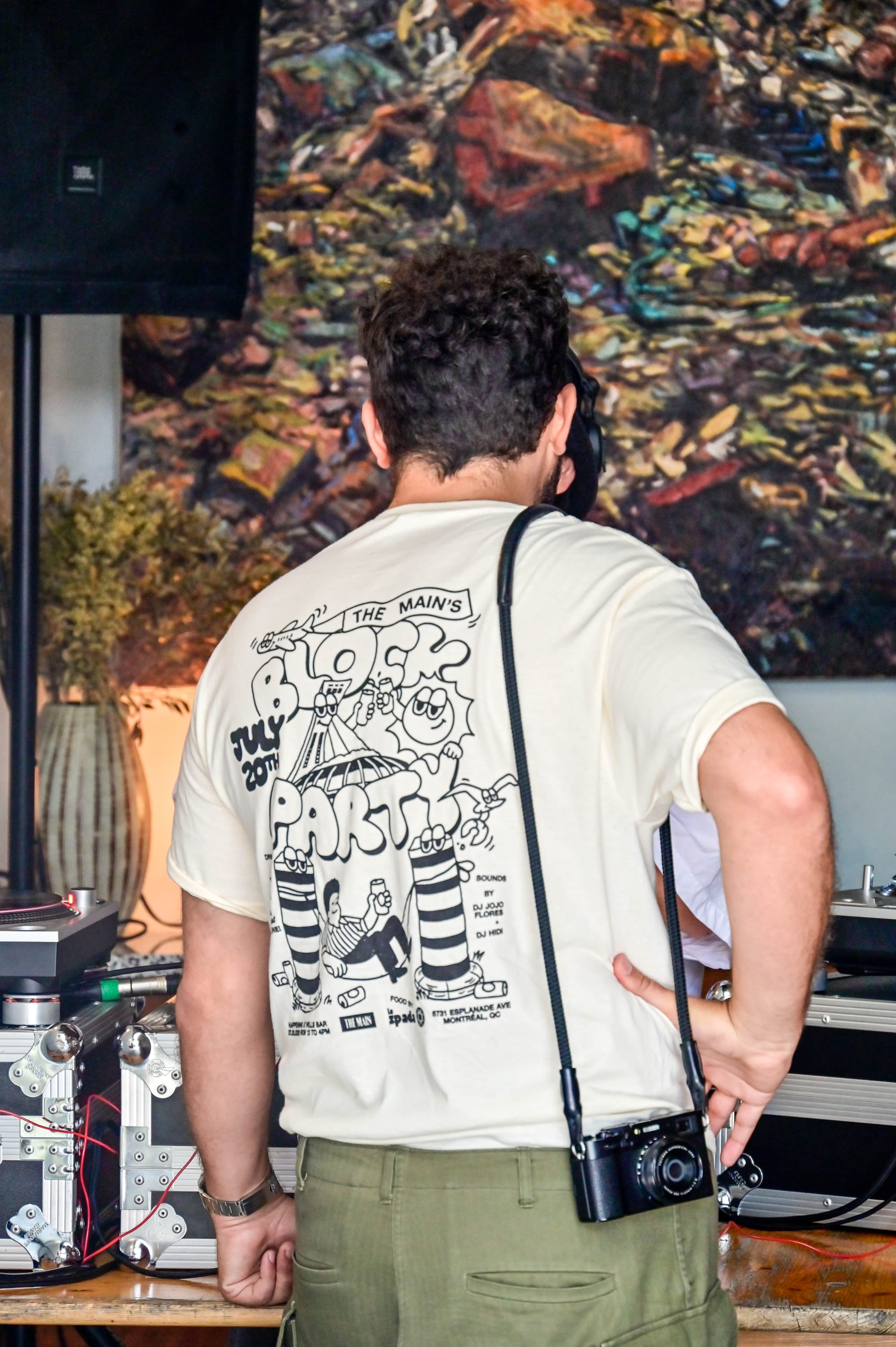 The Bulletin: Saké in the sky, basement darkwave, mechanical bulls, and Taylor Swift fireworks [Issue #140]