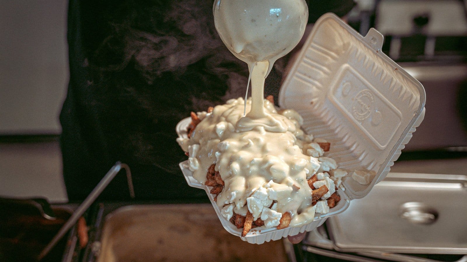 The mystery of white sauce poutine