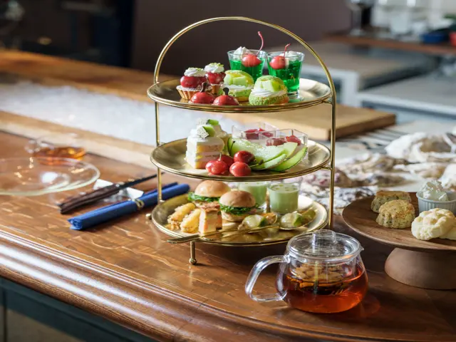 【平日】フルーツが季節を告げるヌン活を、美泡きらめくスパークリングと共に（テラス/バーカウンター席）