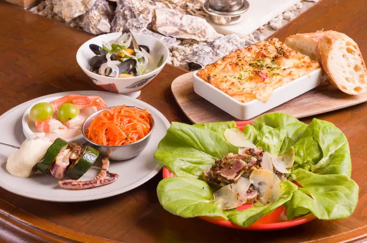 【ペア】虎ノ門横丁のワインビストロで、海の幸に恋する贅沢コース