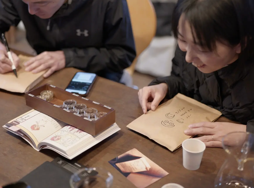 【ペア】珈琲豆を焙煎しに日帰り山梨旅へ。旅気分と古民家を味わう幸せ時間