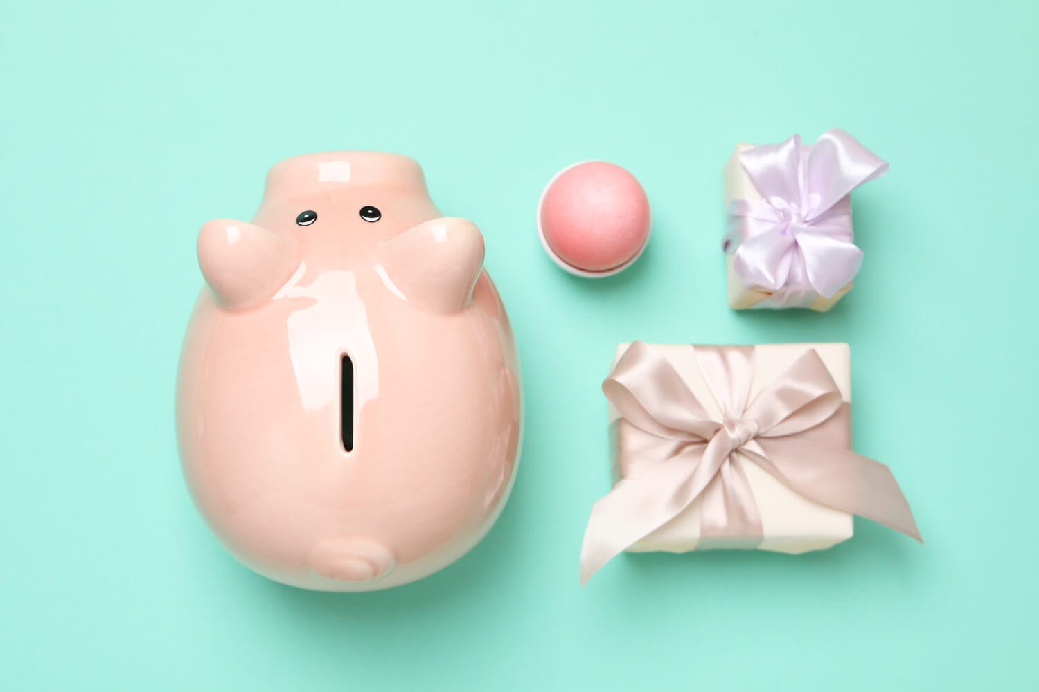 プレゼントと予算をためる貯金箱