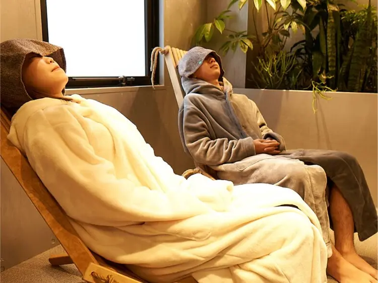 男女で行くなら貸切アロマサウナ。蔵前の“香るととのい” 90分