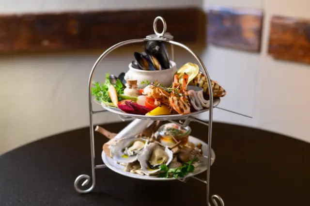 【ペア】ワインのアテになるヌン活を、虎ノ門横丁Ätaであの人と