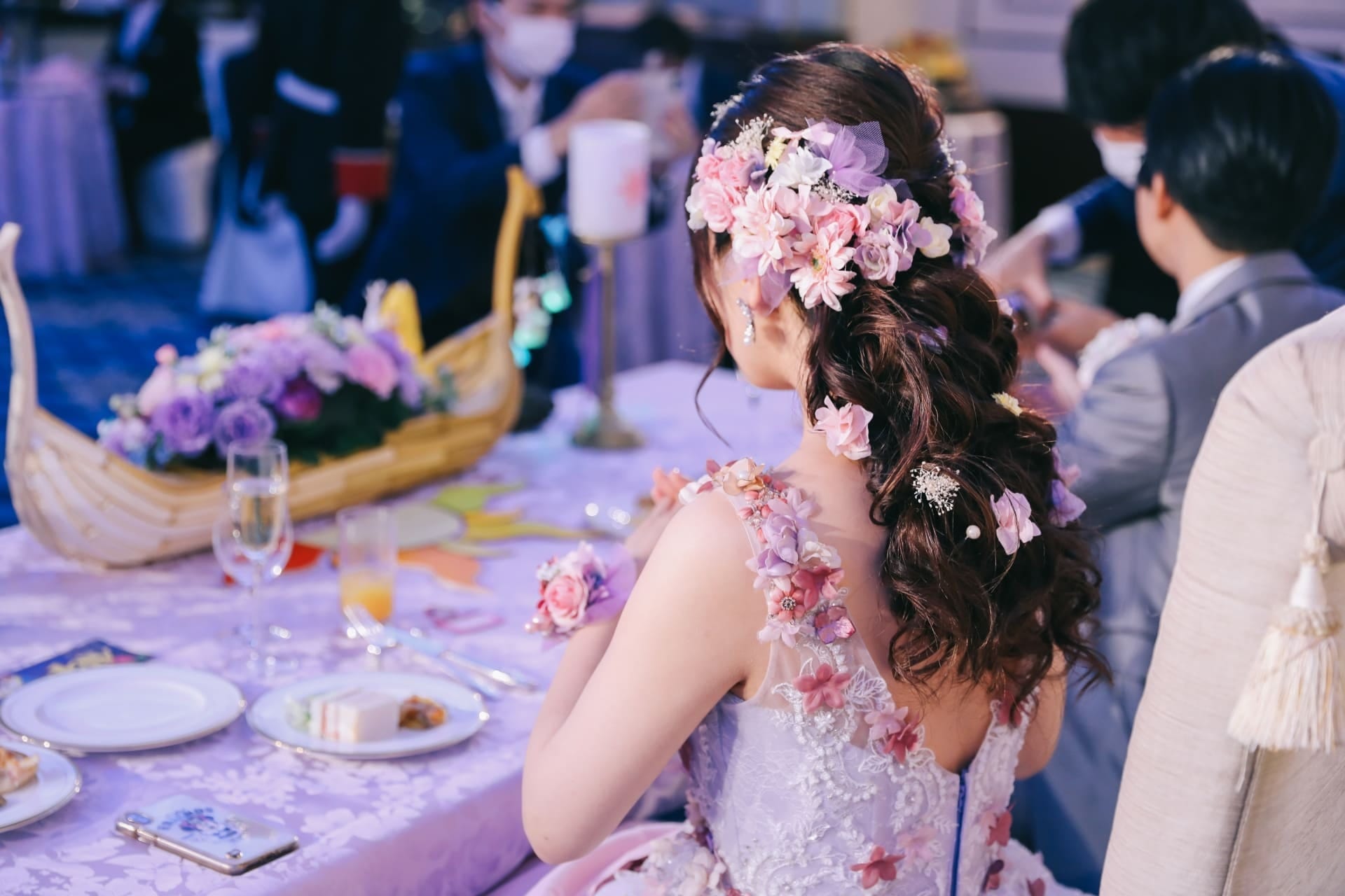 結婚式の披露宴会場