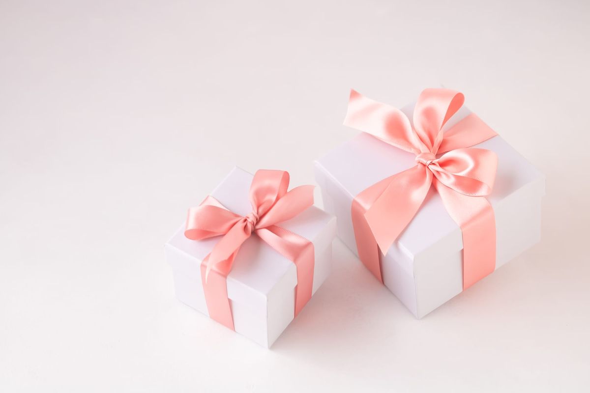 親戚からの結婚祝いにお返しは必要？金額相場やマナーを解説