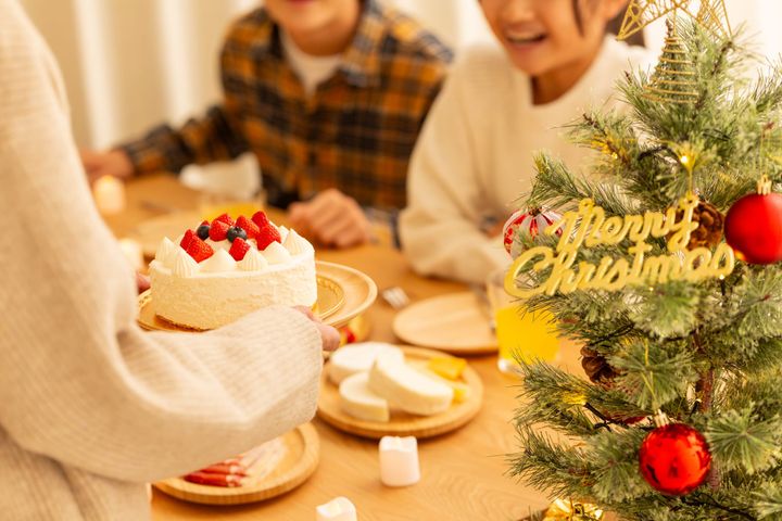 家族のクリスマスパーティーの様子