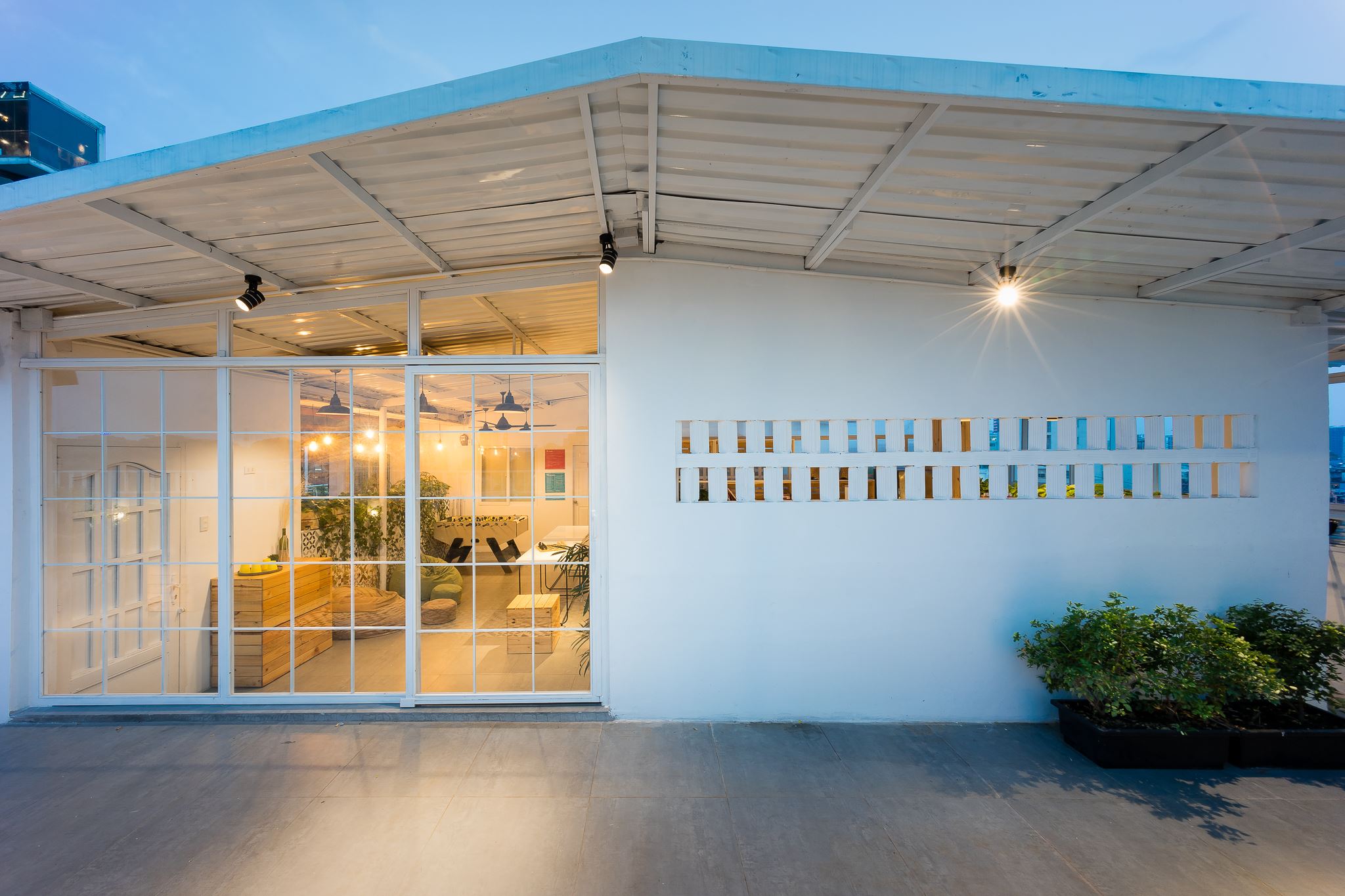 27023821_1043892145753730_6790687775145667791_o