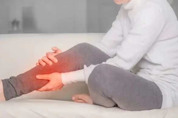 Leg Cramps During Cancer Treatment: 5 Ways to Relieve Them