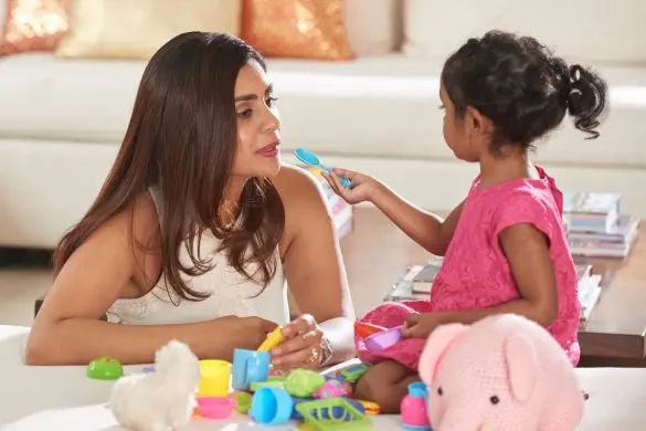 Benefits of Play and Art Therapy During Cancer