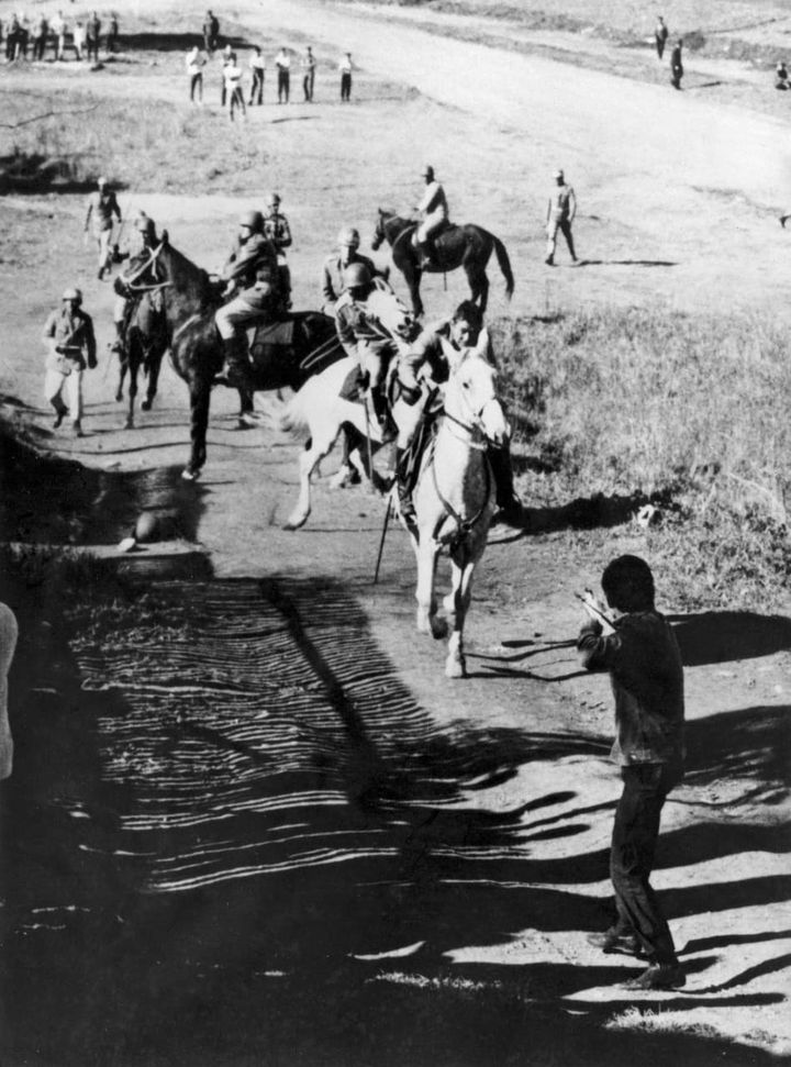 O estilingue, o cavalo e a lente