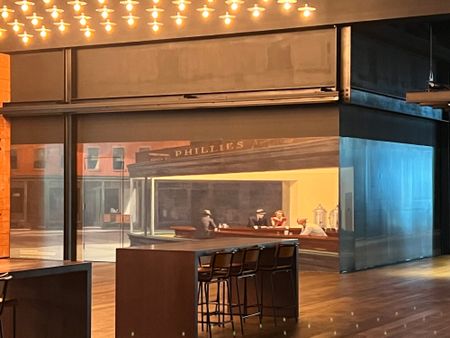 Snap of Edward Hopper's Nighthawk as a mural.