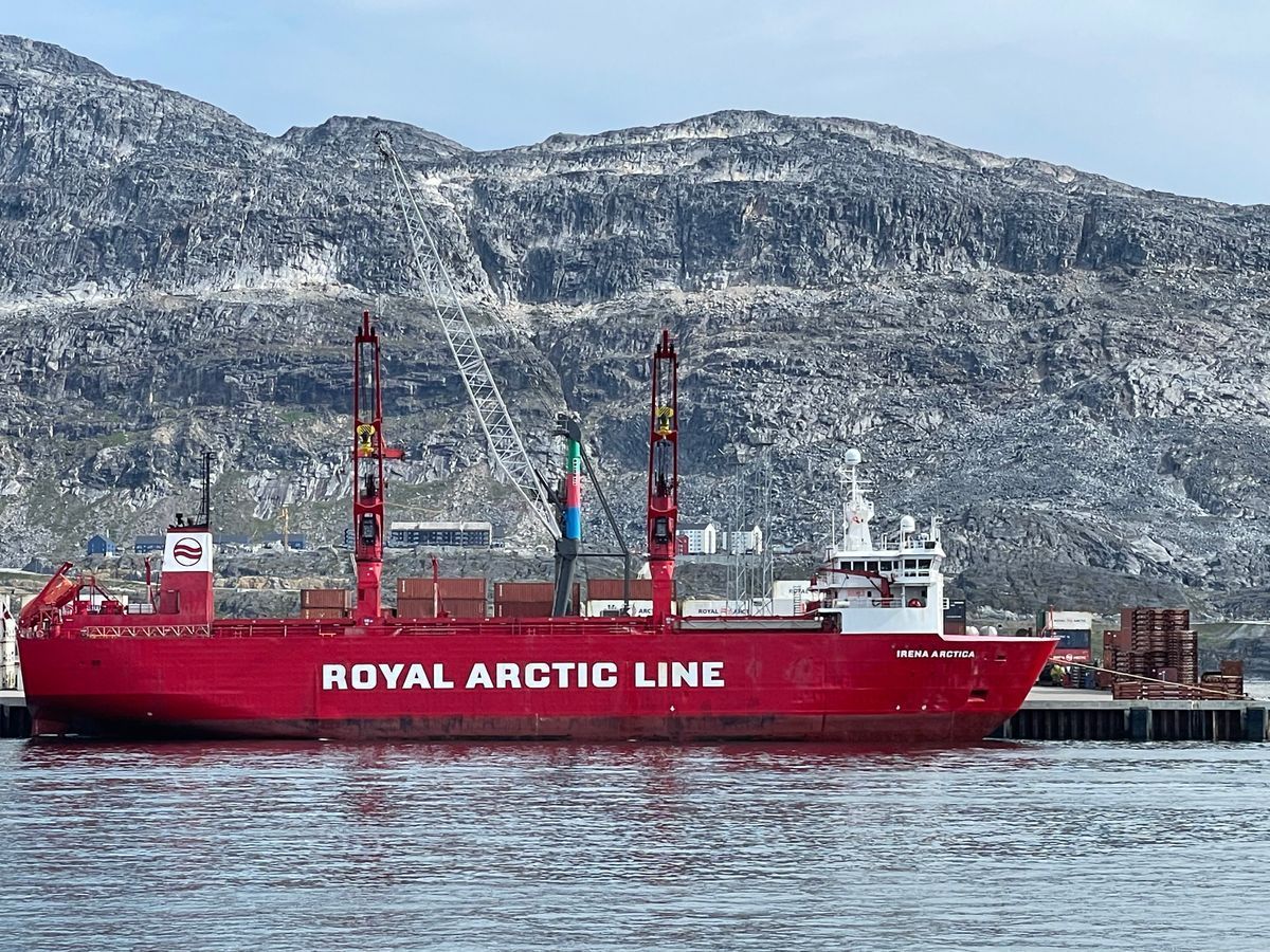 Royal Arctic Line Raises Oil and Currency Surcharge to 15.35%