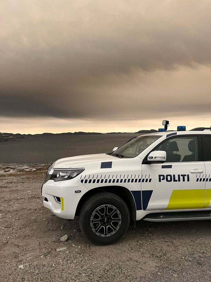 Greenland Residents Awaken to Brown Sky Due to Canadian Wildfires
