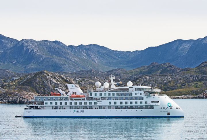 Arctic Circle Business Calls for Nuanced Discussion on Cruise Tourism, Highlighting its Economic Benefits to Small Communities