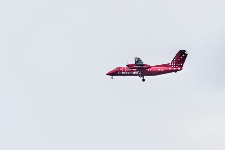 Greenland Airports Confirms First International Flight Despite Construction Setbacks