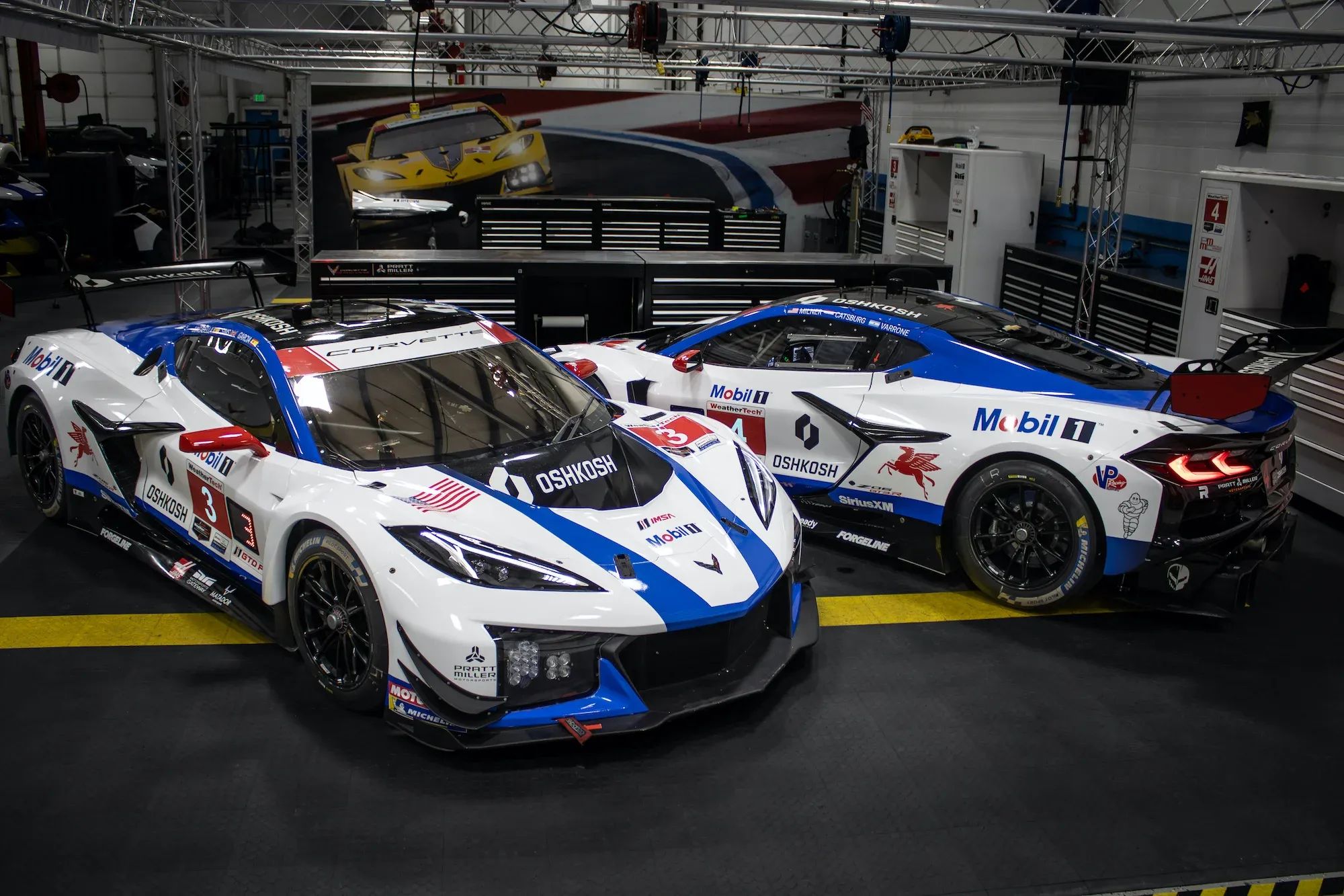 GALLERY: New Sebring liveries for BMW, Corvette, Acura