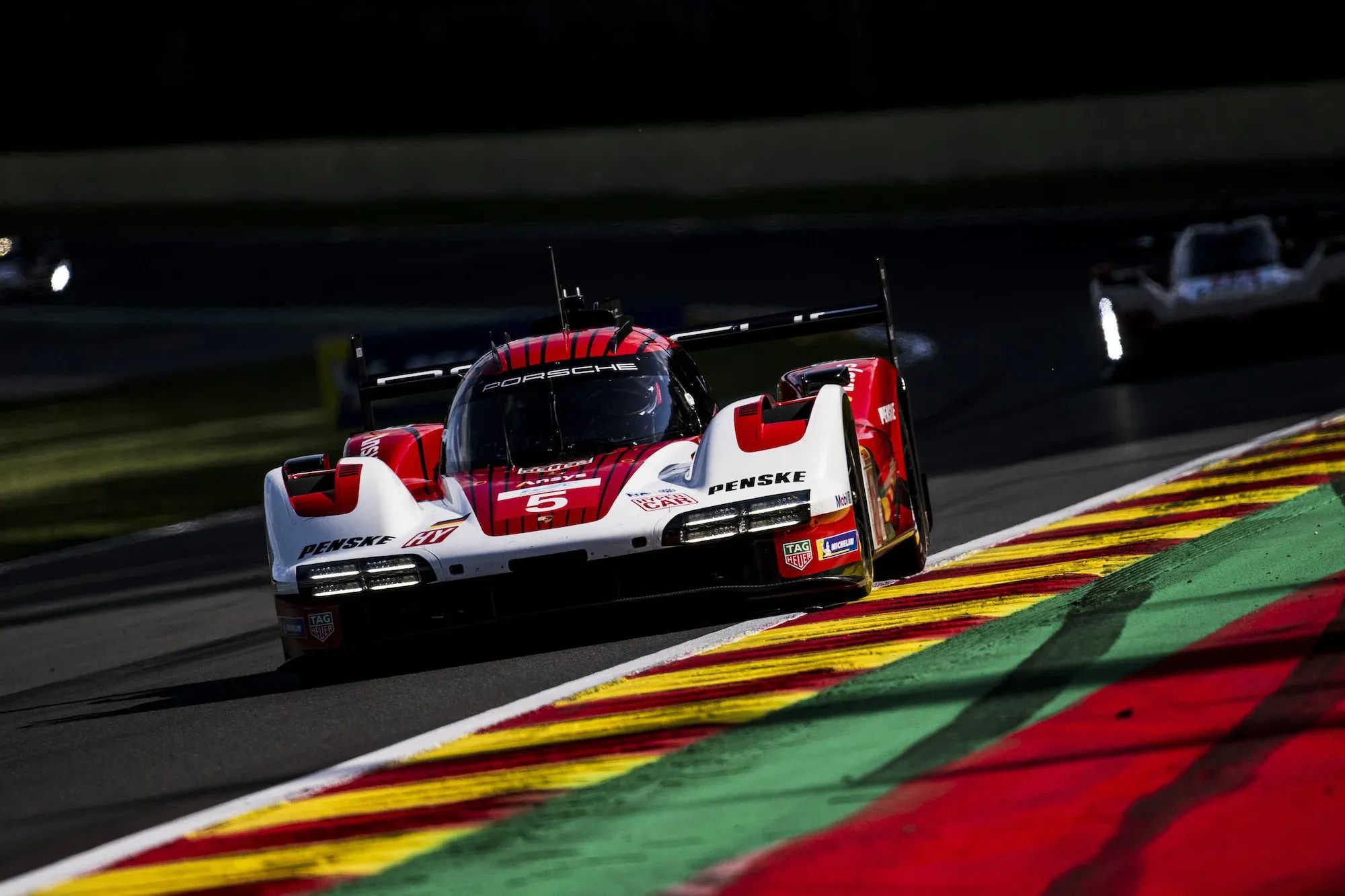 ANALYSIS: Porsche up front in the long run pace at Spa