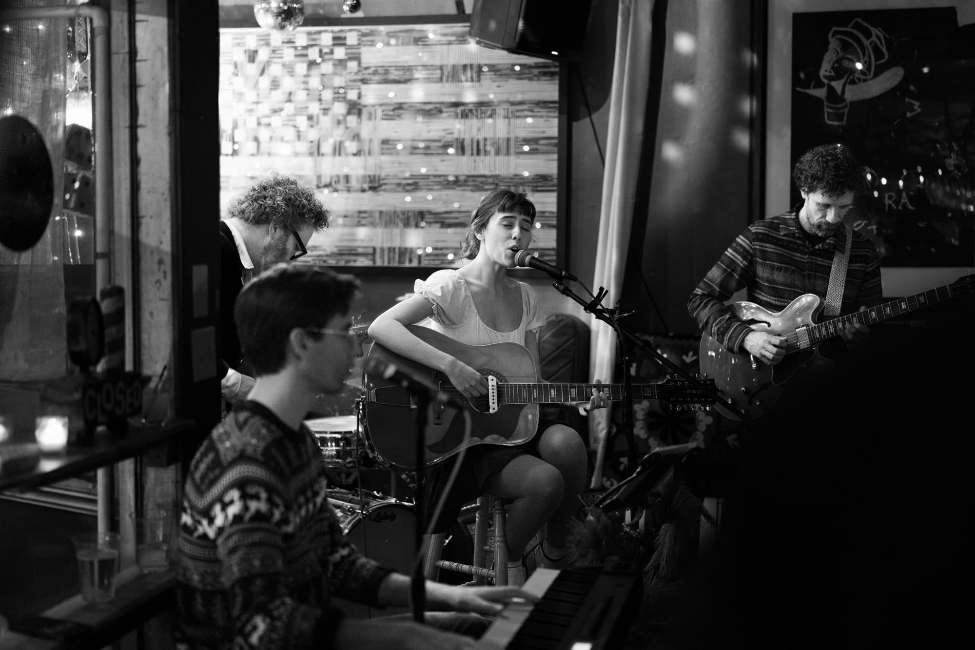 Bailey Bigger @ Bar DKDC