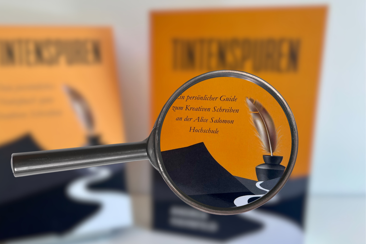 So entsteht ein Buchcover: Mein Fiverr-Erlebnis mit »Tintenspuren«