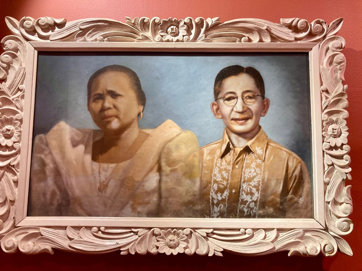 Buwán ng Wikà: Wear Your Traditional Filipino Clothing