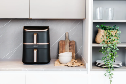 Cosori lança Airfryer com design em torre e cestos 100% cerâmicos