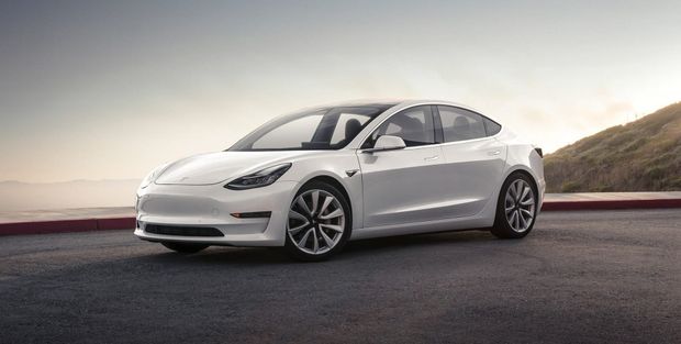Vai comprar um carro elétrico usado? Há um detalhe que deve verificar antes do negócio
