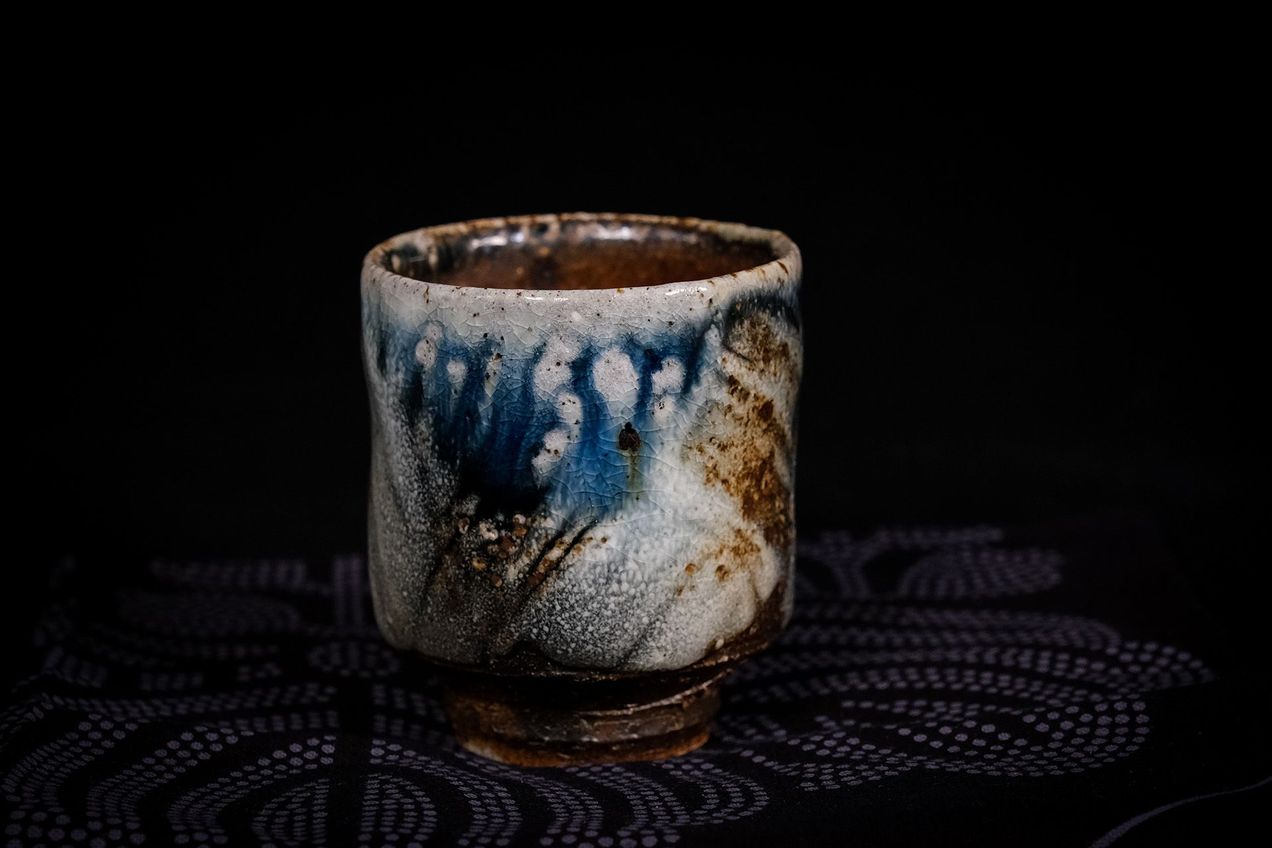 A yunomi, Japanese tea cup, by renowned British studio potter Lisa Hammond.
