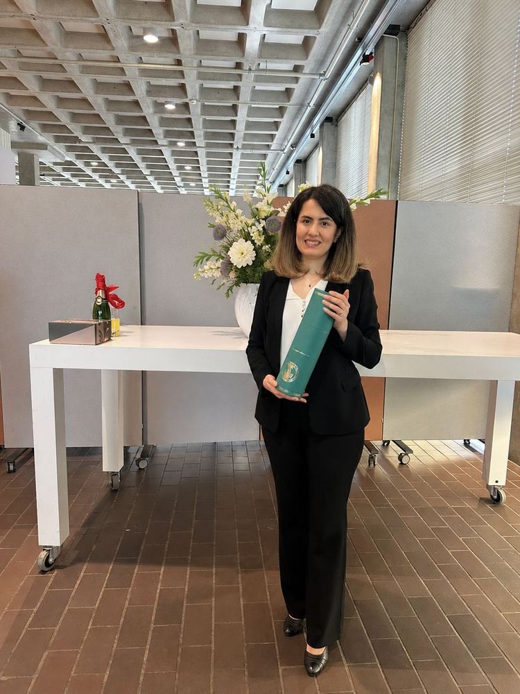 Nazanin Abedini successfully defended her PhD thesis