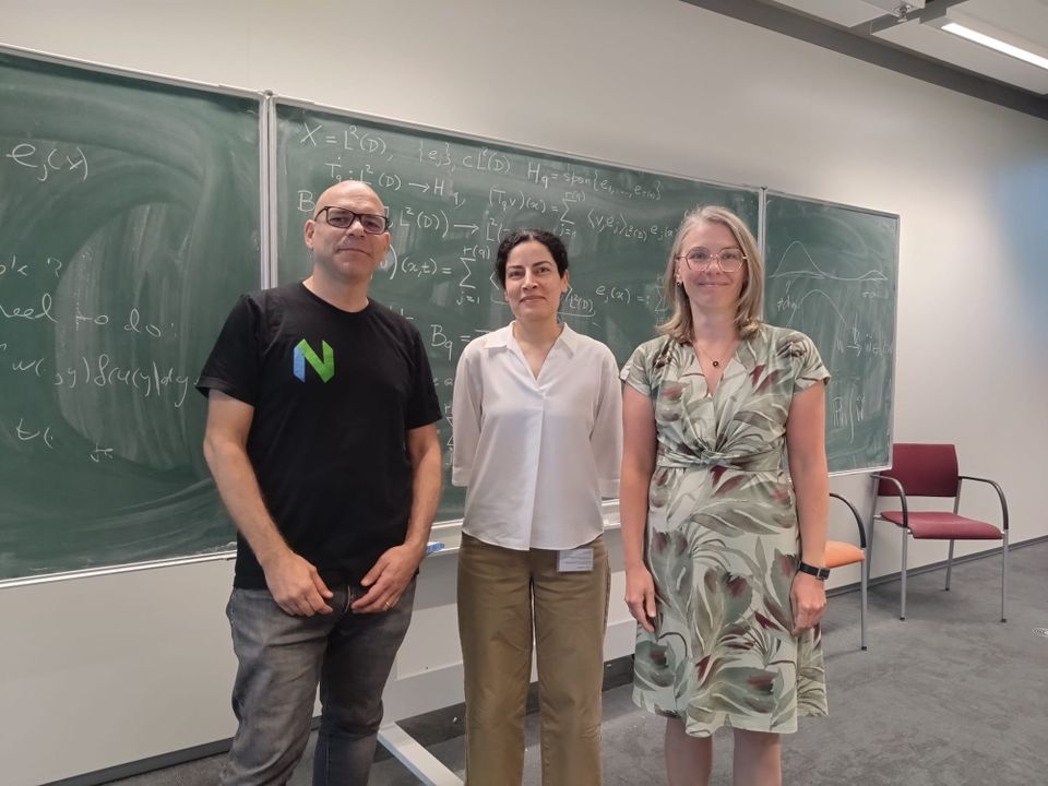 Masoumeh Dashti visited ACDC this summer